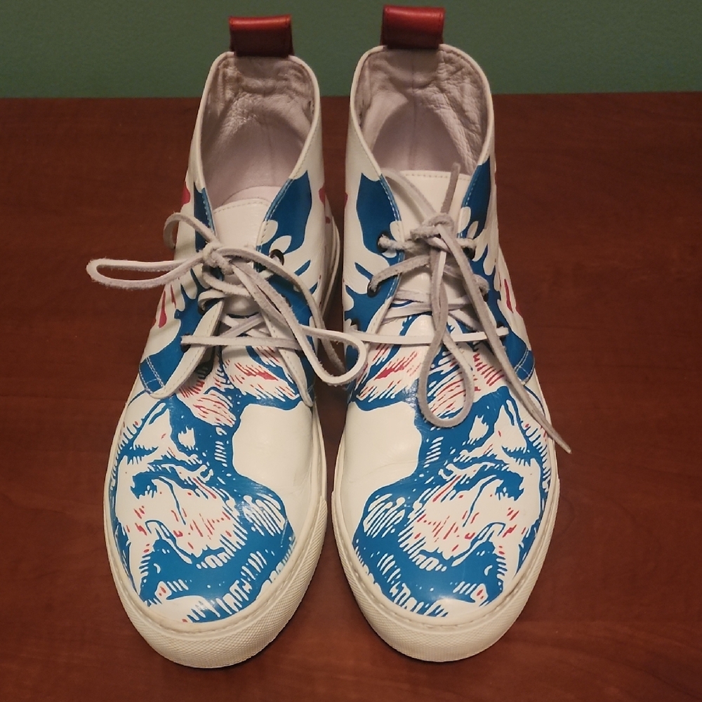 Del Toro White and Blue RARE 2014 Del Toro x Pepsi Live For Now Jaz Alto Leather